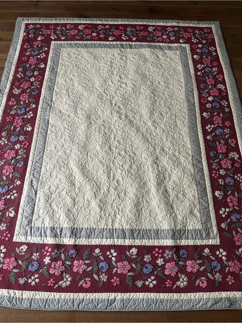 L.L.Bean Twin 100% Cotton Quilt Floral Embroidered - Picture 2 of 10
